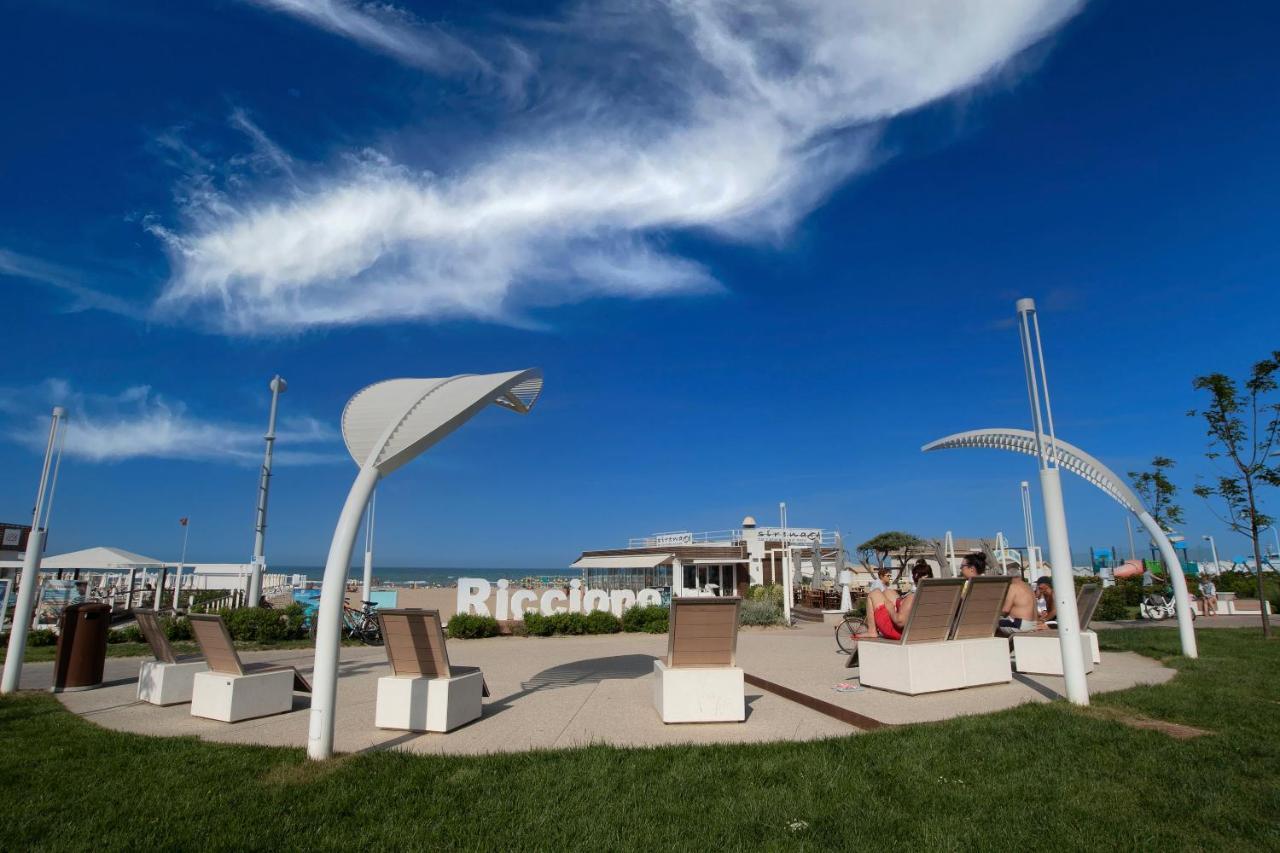 Trilocale Luna Riccione Bagian luar foto